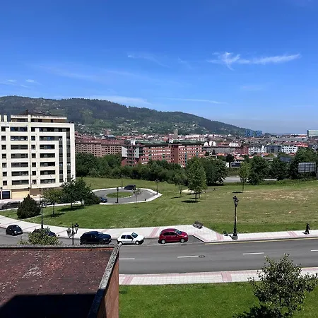 Apartman Acogedor Con Vistas A La Catedral Y Parking Oviedo