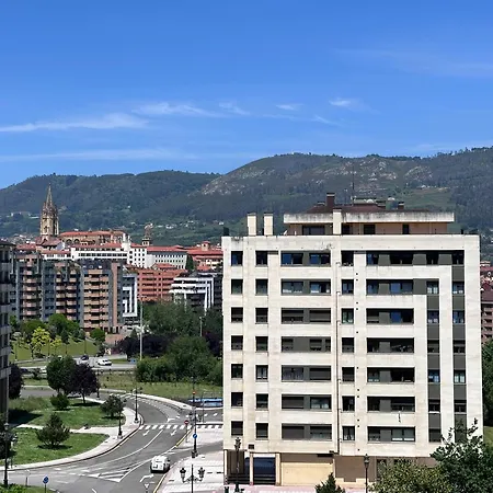 Acogedor Con Vistas A La Catedral Y Parking Apartman Oviedo