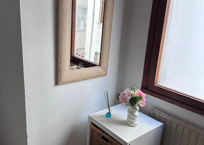 Acogedor Con Vistas A La Catedral Y Parking 아파트 *