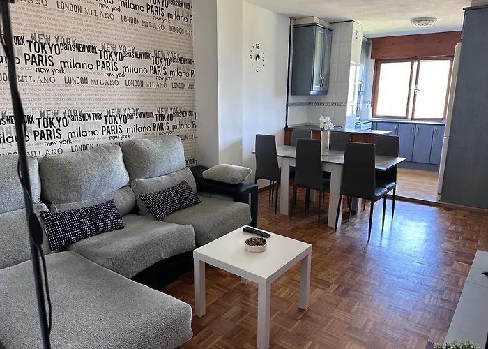 Acogedor Con Vistas A La Catedral Y Parking * 오비에도