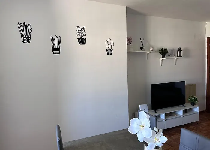 아파트 Acogedor Con Vistas A La Catedral Y Parking 오비에도